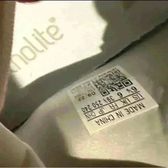 Adidas Originals Adifom Quake Running Exoskeleton size 6.5 - Picture 8 of 8